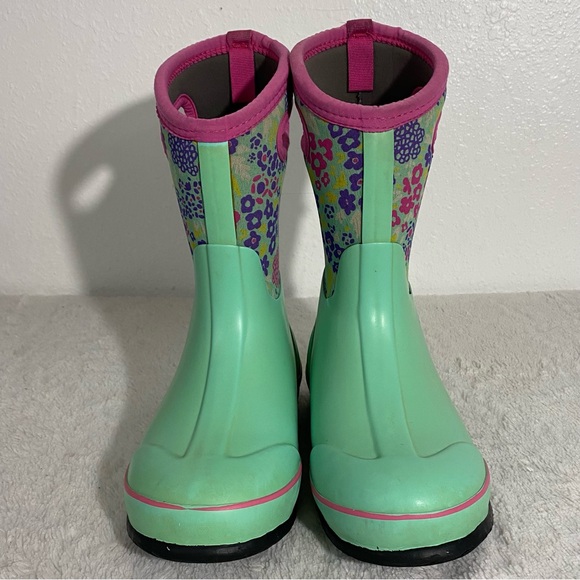Bogs Classic Waterproof Green Floral Pull On Rubber Rain Boots Youth Size 4 - Picture 4 of 11
